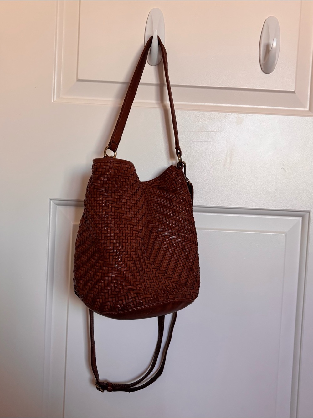 Woven Leather Hobo Shoulder Bag - Brown - Picture 2 of 3